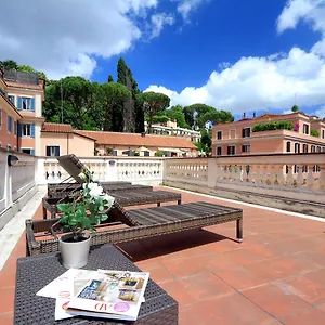 Piazzetta Margutta - My Extra , Рим Италия