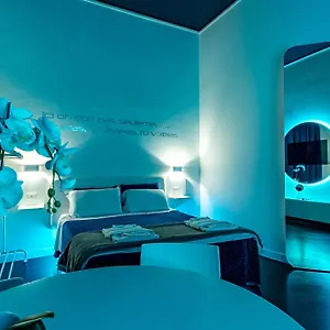 https://skyhouse-duomo.hotels-amalfi.com