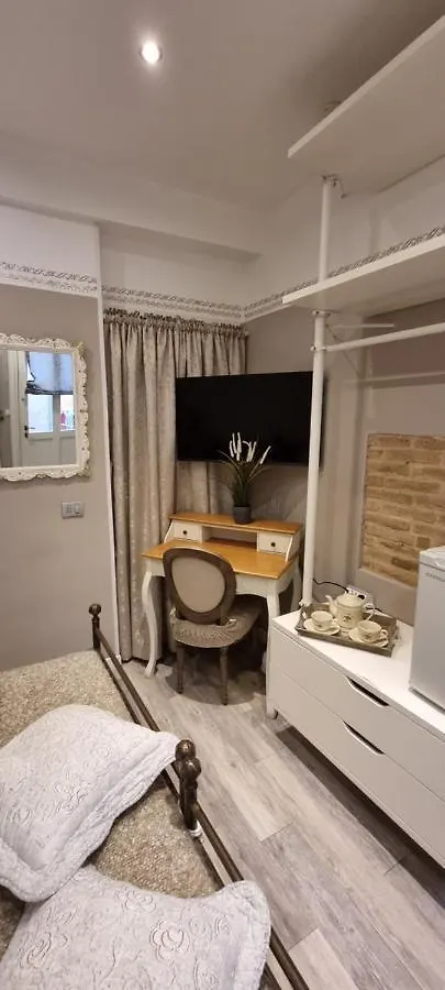 Nocleg ze śniadaniem Bed and Breakfast Le Stanze Di Rigoletto Parma